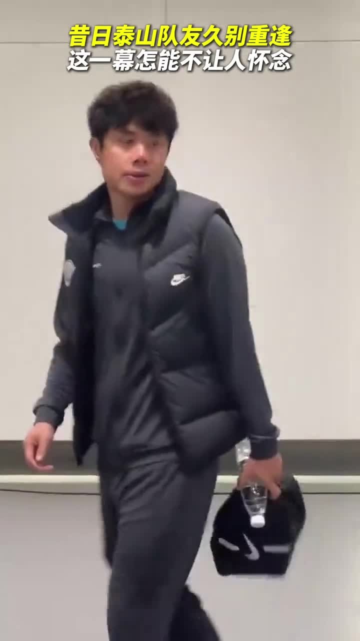 B体育APP:老将蒿俊闵转型教练“误人子弟”，球迷：别毁了中国足球的未来！的简单介绍